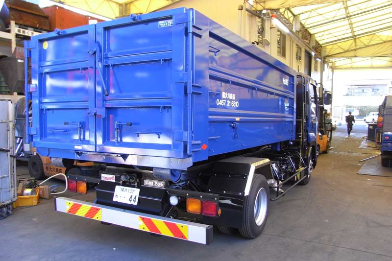 脱着式コンテナ車